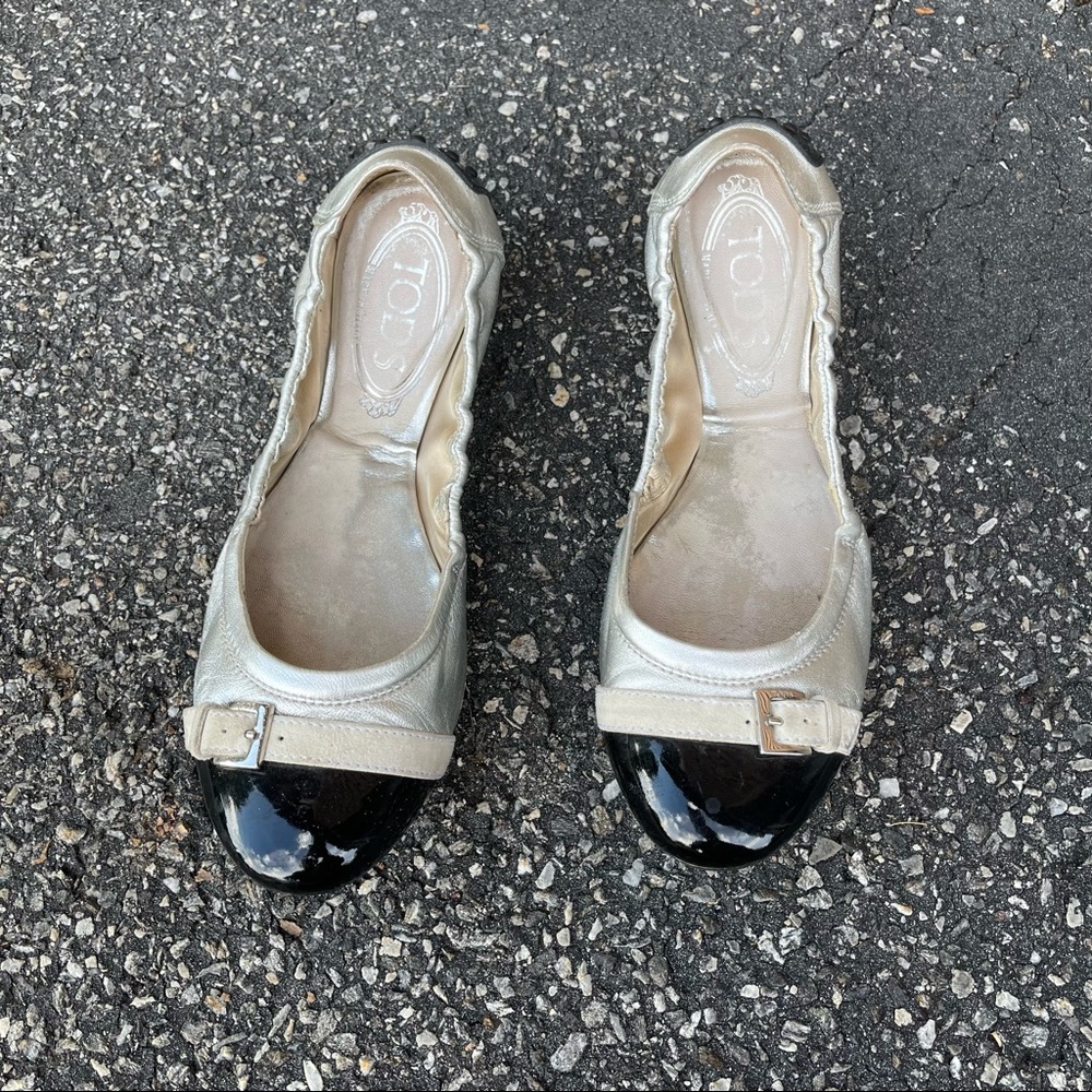 TOD'S Two-Tone Black & Champagne Ballet Flats